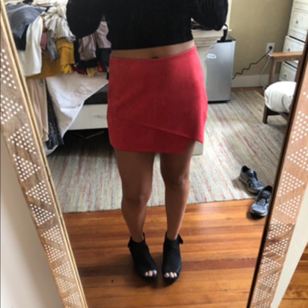 Red Skort